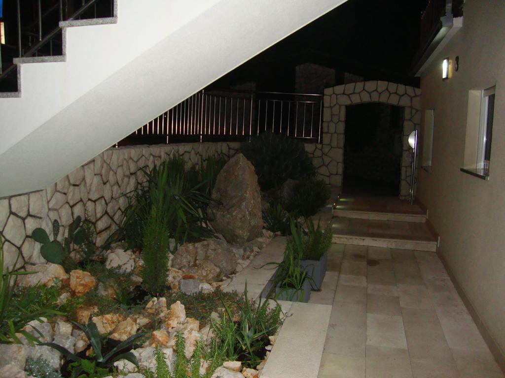 Apartments Ilona Novi Vinodolski Luaran gambar