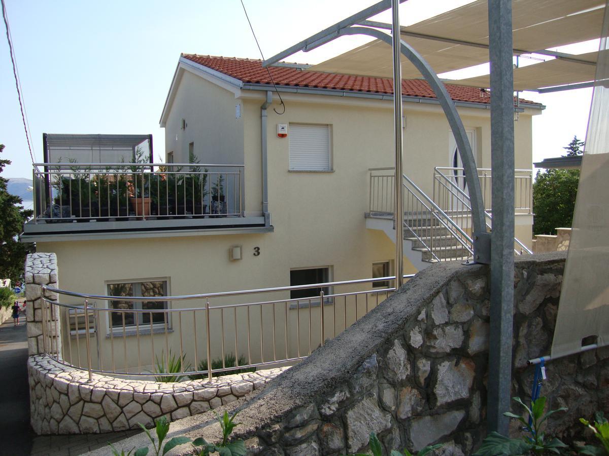 Apartments Ilona Novi Vinodolski Luaran gambar
